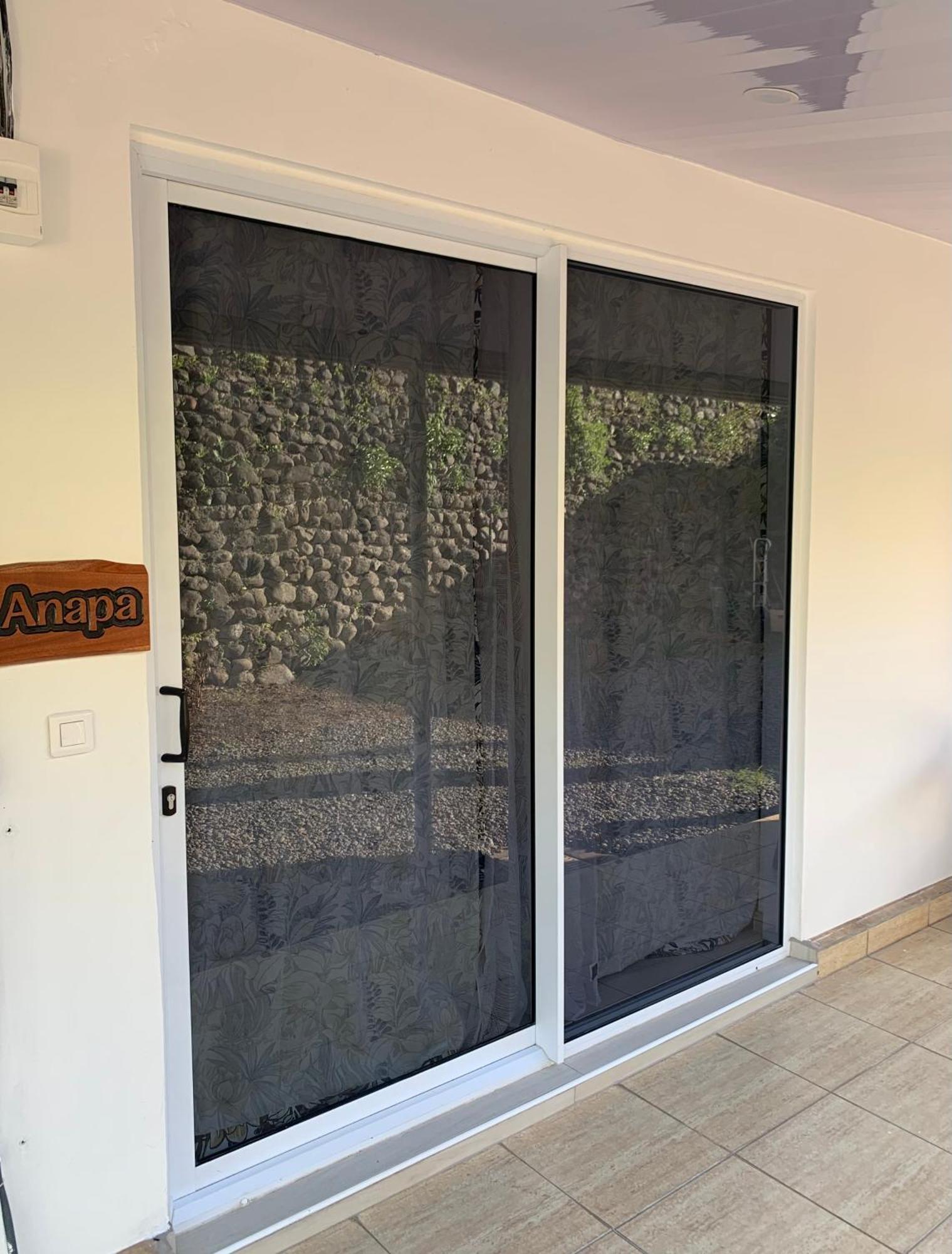 A Tomo Mai Homestay, Close To Airport, Private Bathroom Free Parking And Wifi With High Connection And Breakfast Optional Faaa Kültér fotó