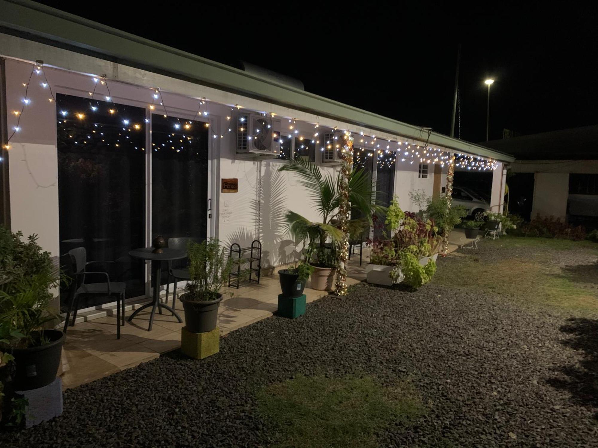 A Tomo Mai Homestay, Close To Airport, Private Bathroom Free Parking And Wifi With High Connection And Breakfast Optional Faaa Kültér fotó